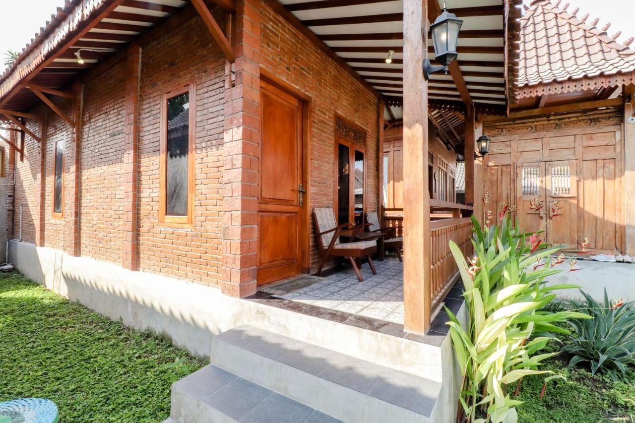 Omah Teras Bata Guesthouse Jogjakarta Buitenkant foto
